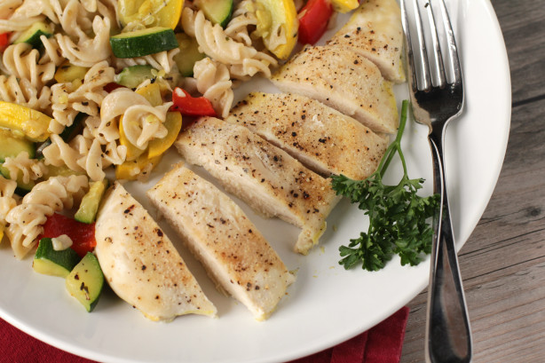Simple healthy baked chicken breast recipes Baking chicken breasts in the oven with potatoes and a mixture of garlic, brown sugar and lemon amps up the flavor of a simple, comforting dish. Get the Recipe: Garlic Chicken and Potatoes.
